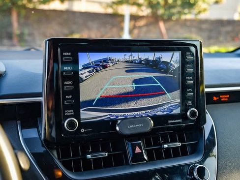 Used 2022 Toyota Corolla SE image 25