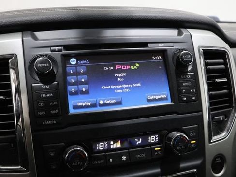 Used 2018 Nissan Titan PRO-4X AWD/4WD image 27