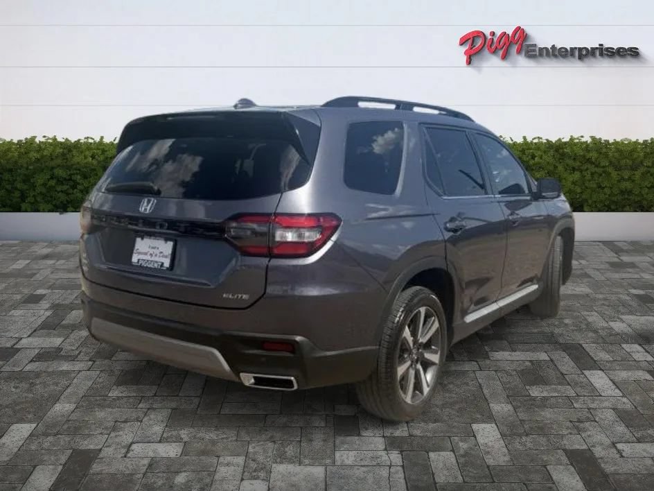 Used 2025 Honda Pilot Elite image 9