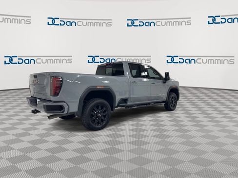 Used 2024 GMC Sierra 2500 AT4 w/ AT4 Premium Plus Package AWD/4WD image 8