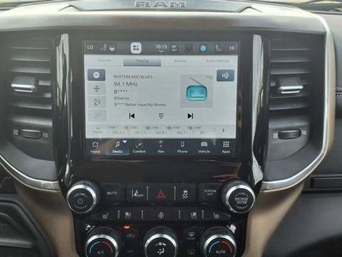 Used 2024 RAM 2500 Laramie w/ Safety Group image 27