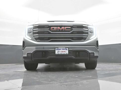 Used 2025 GMC Sierra 1500 SLT AWD/4WD image 19