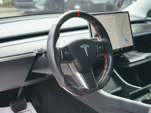 Used 2019 Tesla Model 3 Long Range AWD/4WD image 9
