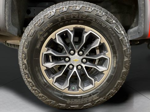 Used 2018 Chevrolet Colorado ZR2 AWD/4WD image 12