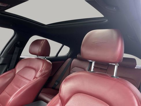 Used 2018 Kia Stinger GT2 image 24