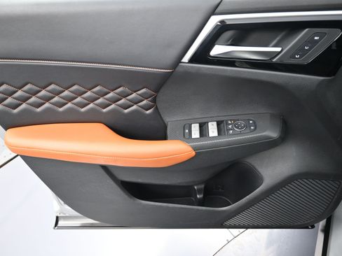 Used 2022 Mitsubishi Outlander SEL image 24