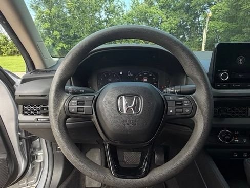 Used 2024 Honda Accord LX image 15