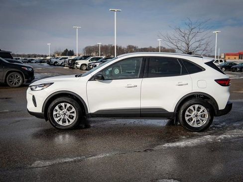 Used 2025 Ford Escape Active image 10