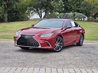 Certified 2025 Lexus ES 300h w/ Premium Package