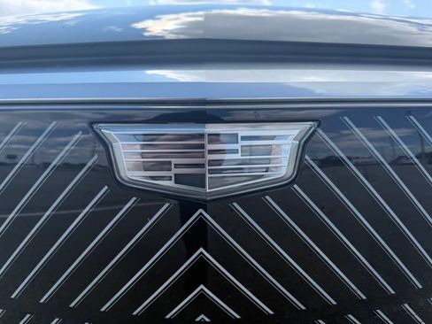 Certified 2024 Cadillac Lyriq Luxury w/ LPO, Floor Liner Package AWD/4WD image 18