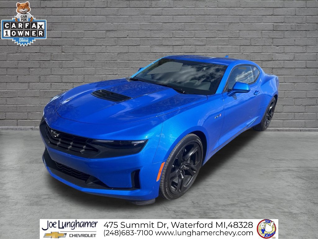 Used 2024 Chevrolet Camaro LT RWD image 8