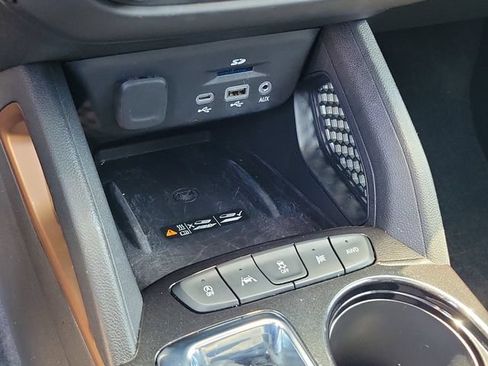 Used 2023 Chevrolet TrailBlazer ACTIV w/ Sun and Liftgate Package AWD/4WD image 29