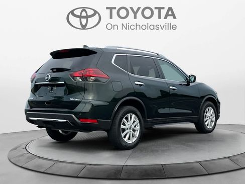 Used 2019 Nissan Rogue SV AWD/4WD image 5