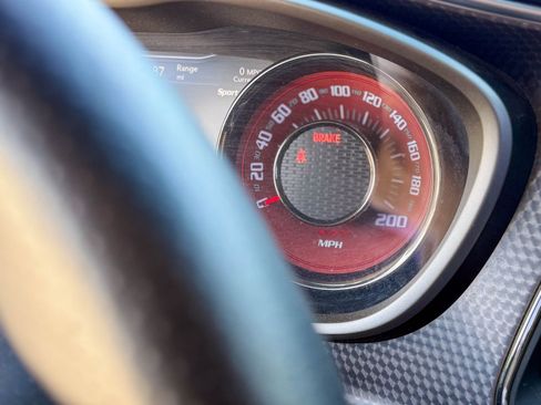 Used 2015 Dodge Challenger SRT Hellcat image 26