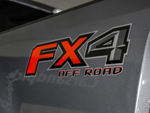 Used 2022 Ford F250 XL w/ STX Appearance Package AWD/4WD image 45