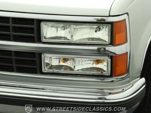 Used 1992 Chevrolet Silverado 1500 4x4 Extended Cab image 19