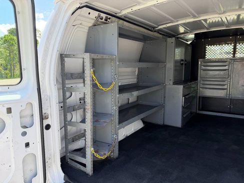Used 2008 Ford E-250 and Econoline 250 RWD image 15
