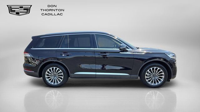 Used 2022 Lincoln Aviator Reserve w/ Elements Package Plus AWD/4WD image 6