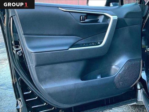 Certified 2025 Toyota RAV4 LE image 21