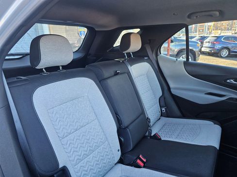 Used 2022 Chevrolet Equinox LT AWD/4WD image 13