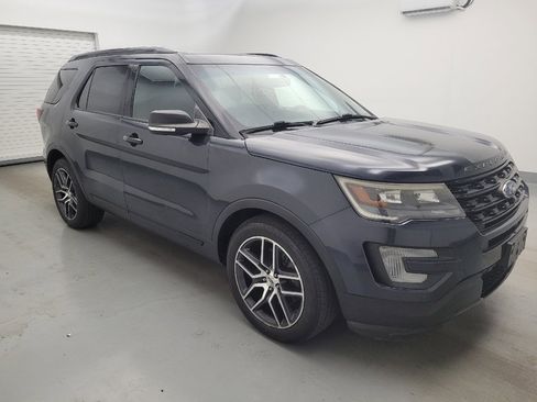 Used 2017 Ford Explorer Sport w/ Equipment Group 401A AWD/4WD image 11