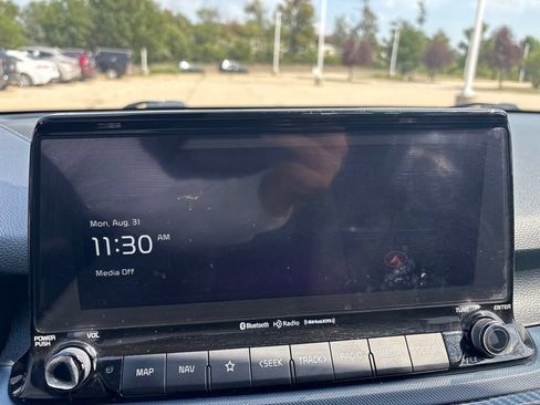 Used 2023 Kia Seltos S w/ Navigation Package AWD/4WD image 16