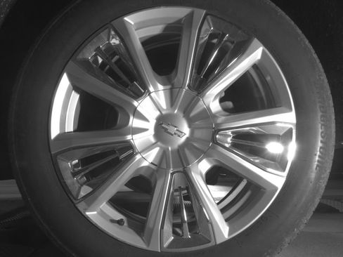 Used 2024 Chevrolet Tahoe High Country RWD image 13