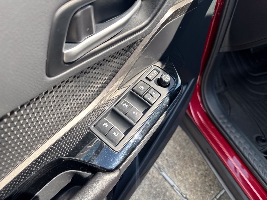 Certified 2019 Toyota C-HR XLE FWD image 13