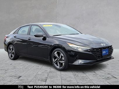 Certified 2023 Hyundai Elantra SEL w/ Convenience Package