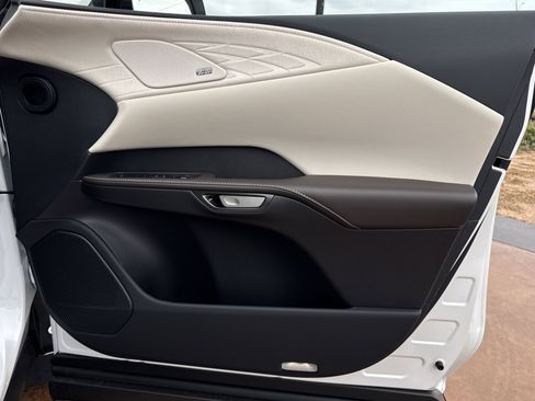 New 2026 Lexus RX 450h RX 450h+ Luxury image 12