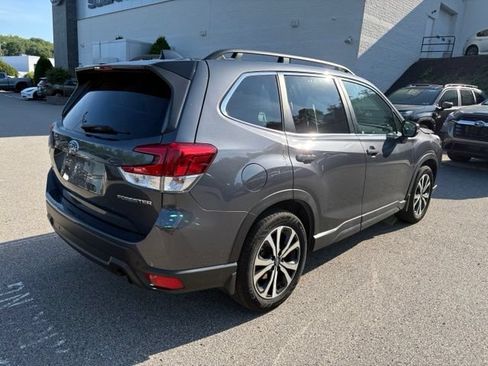 Used 2024 Subaru Forester Limited AWD/4WD image 5