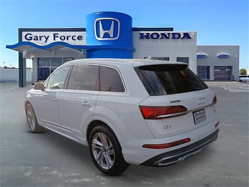 Used 2022 Audi Q7 3.0T Premium Plus image 3