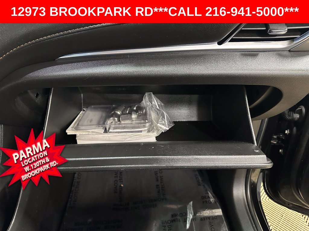 Used 2020 Chevrolet Traverse LS FWD image 29