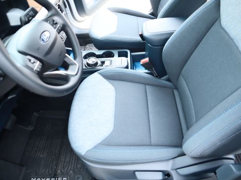 New 2026 Ford Maverick XLT FWD image 10