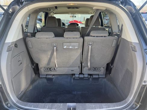 Used 2016 Honda Odyssey SE image 19