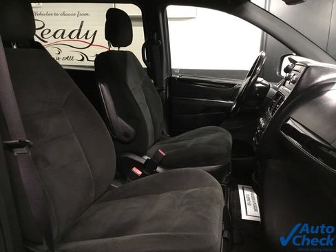 Used 2015 Dodge Grand Caravan SE FWD image 33