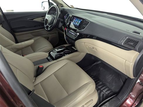 Used 2019 Honda Pilot Elite image 43