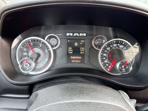 Used 2024 RAM 3500 Big Horn AWD/4WD image 31