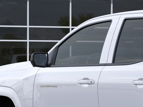 New 2026 Chevrolet Colorado LT w/ LT Convenience Package AWD/4WD image 12