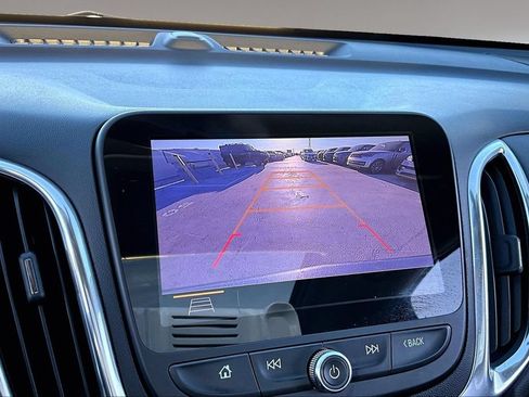 Used 2019 Chevrolet Equinox LT w/ Sun & Navigation Package AWD/4WD image 14