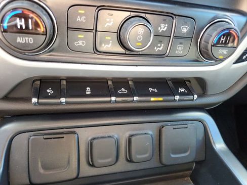 Used 2018 GMC Sierra 1500 SLT image 24