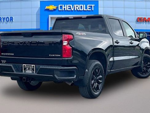 Used 2023 Chevrolet Silverado 1500 Custom AWD/4WD image 5