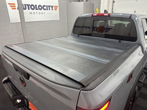 Used 2024 Nissan Frontier PRO-4X w/ Pro Convenience Package image 11