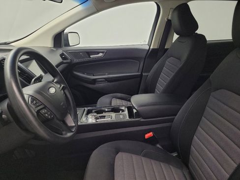 Used 2020 Ford Edge SE FWD image 17