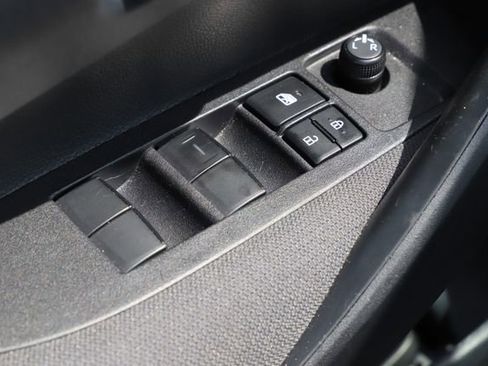 Used 2025 Toyota Corolla LE FWD image 15