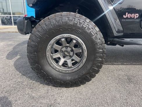 Used 2020 Jeep Gladiator Rubicon image 10
