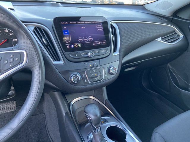 Used 2021 Chevrolet Malibu LS w/ Driver Confidence Package II FWD image 23