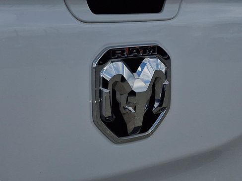 Used 2024 RAM 1500 Laramie AWD/4WD image 30