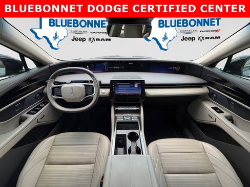 Used 2024 Lincoln Nautilus Reserve w/ Equipment Group 202A AWD/4WD image 12