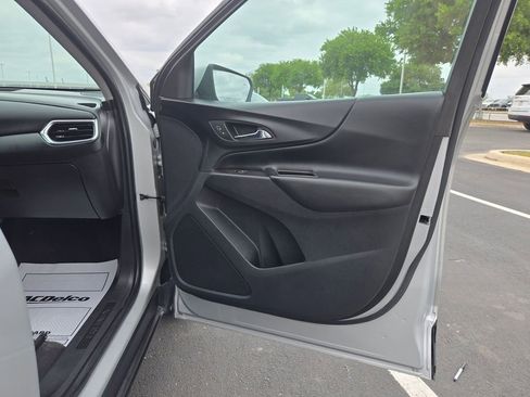 Used 2019 Chevrolet Equinox LT image 22
